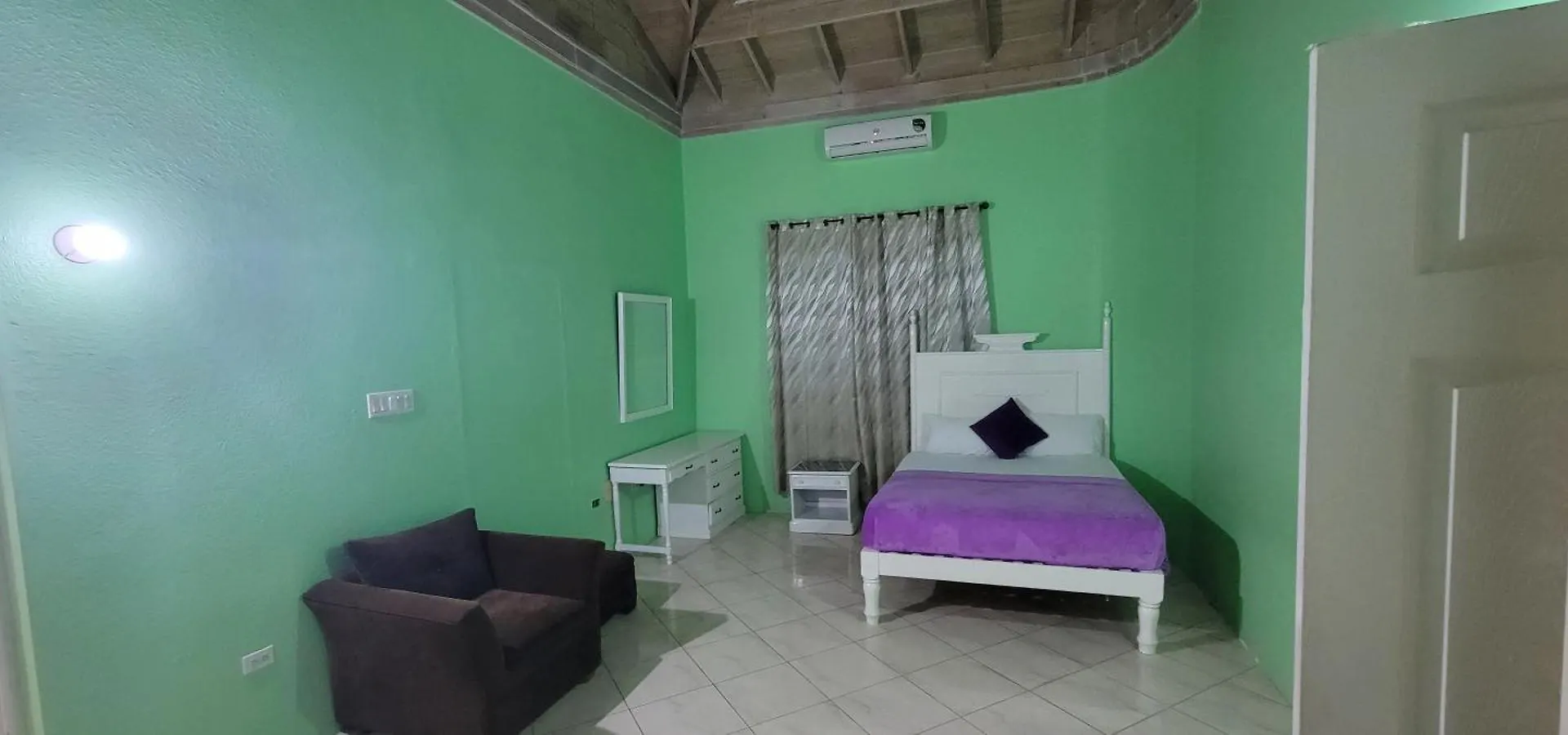 Wizzy Apartment White River Ocho Rios