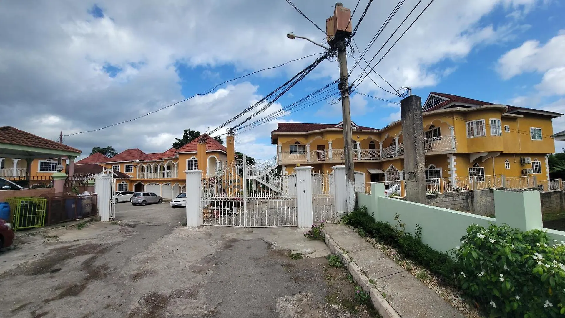 Wizzy Apartment White River Ocho Rios