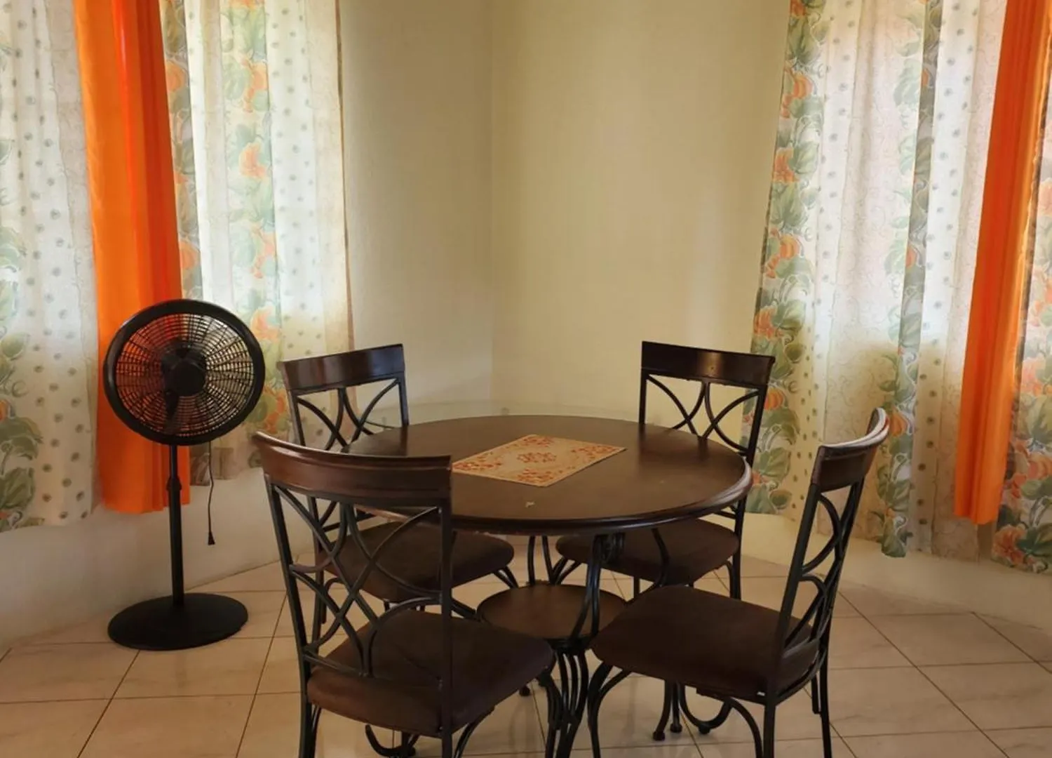 Wizzy Apartment White River Ocho Rios